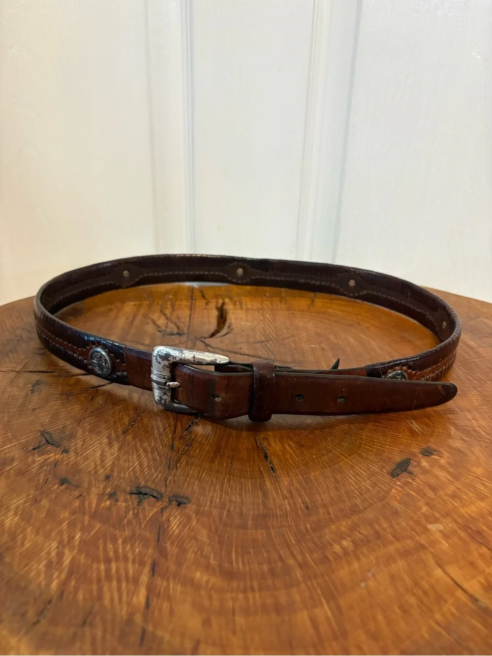 1998 Vintage Brighton Croc-Embossed Concho Belt